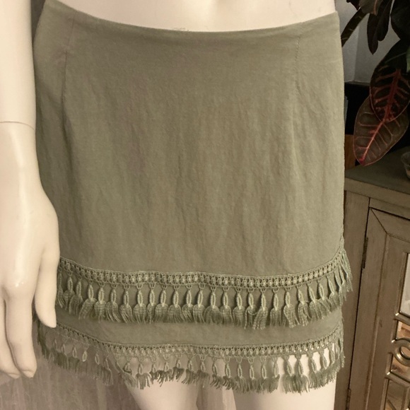 Lulus Sekera Sage Green Tassel Trim Fitted Mini Skirt Womans/Junior Size Small - Picture 5 of 16